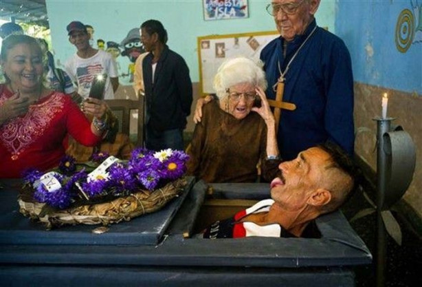 Foto - Böyle cenaze töreni görülmedi!