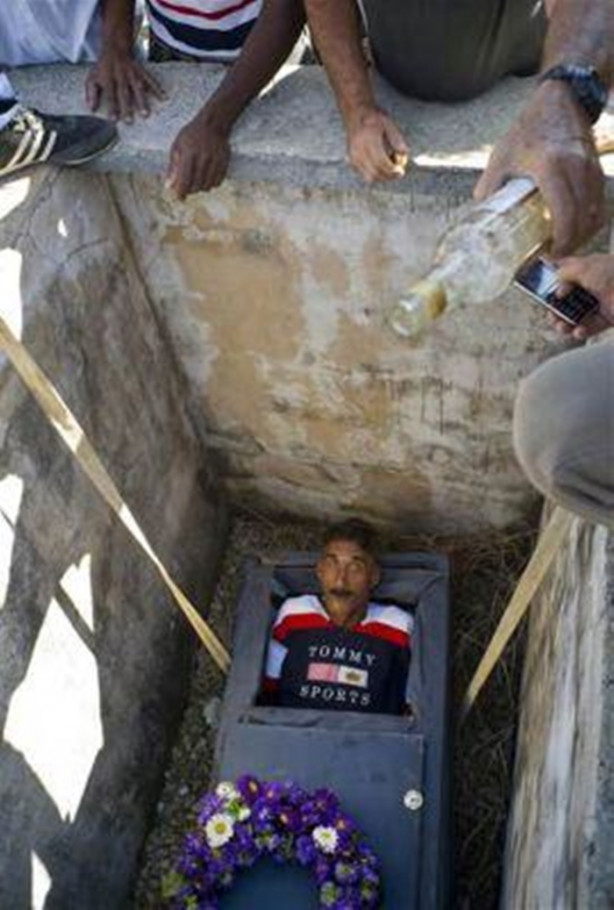 Foto - Böyle cenaze töreni görülmedi!