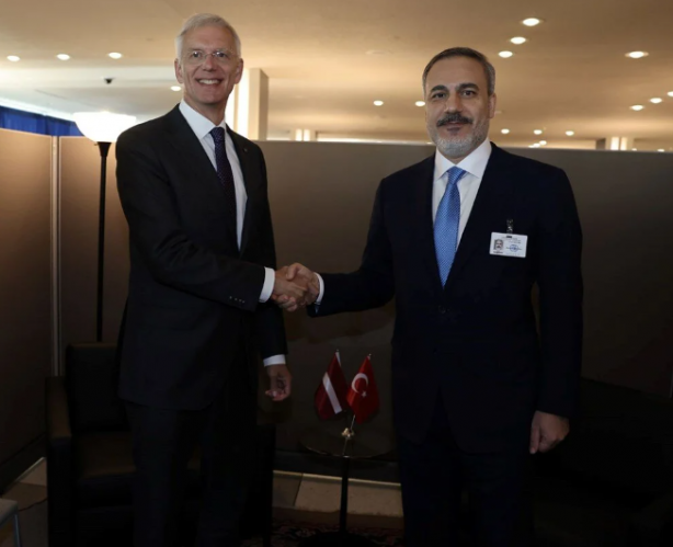 Foto - Böyle diplomatik trafik görülmedi! Bir Hakan Fidan klasiği