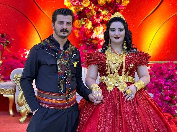 Böyle düğün görülmedi! Kilolarca altın milyonlarca lira... 