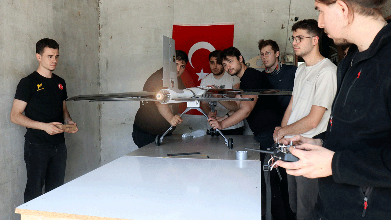 Foto - Böyle düğün görülmedi : Konvoyun önünü dronla kesti!
