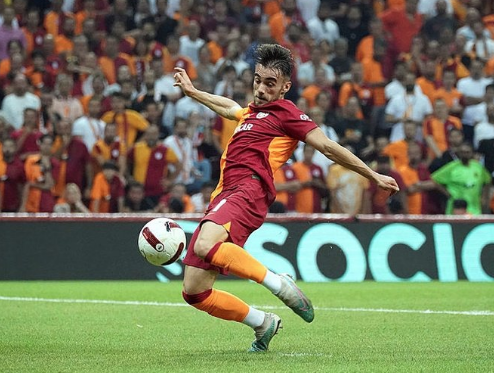 Foto - Böyle duyurdular: Galatasaray'dan müthiş haber: Bir takım ile daha...
