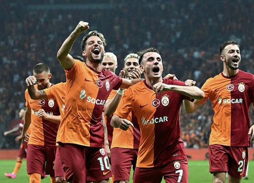 Foto - Böyle duyurdular: Galatasaray'dan müthiş haber: Bir takım ile daha...