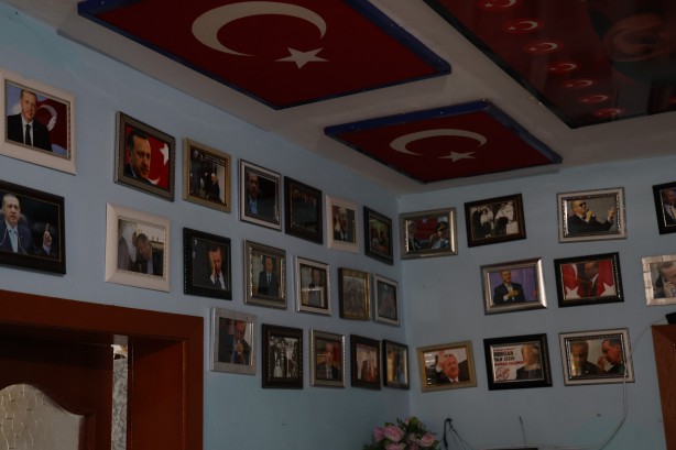 Foto - Böyle Erdoğan sevgisi görülmedi, evini adeta müzeye çevirdi, yeğenine adını verdi