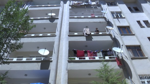 Böyle hırsız görülmedi! Yanlış kabloyu kesince bakın ne oldu!