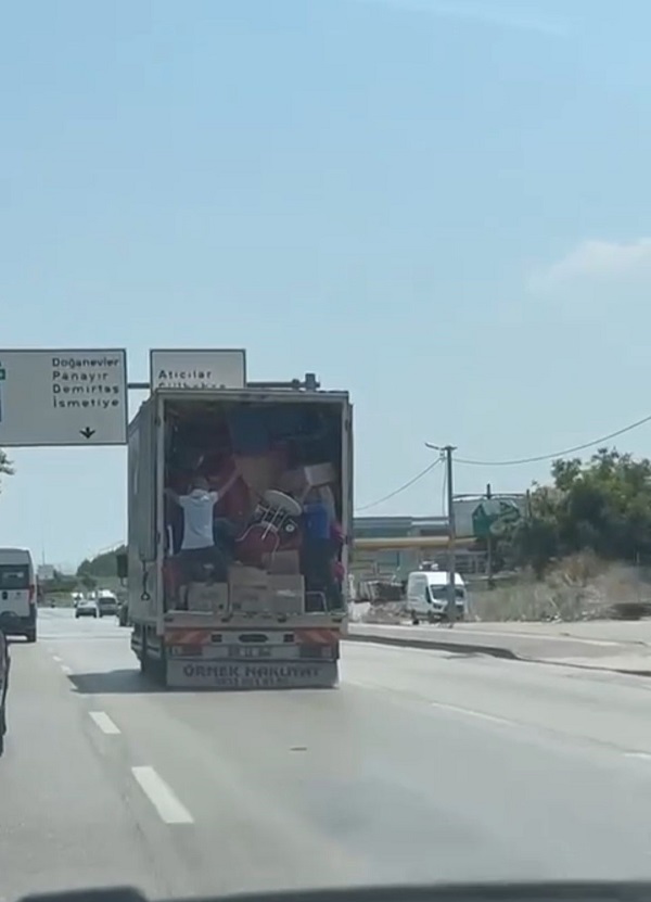 Foto - Böyle iş mi olur! Canlarını yok saydılar