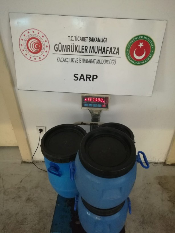 Foto - Böyle kaçakçılık görülmedi! Tırın deposundan bal çıktı