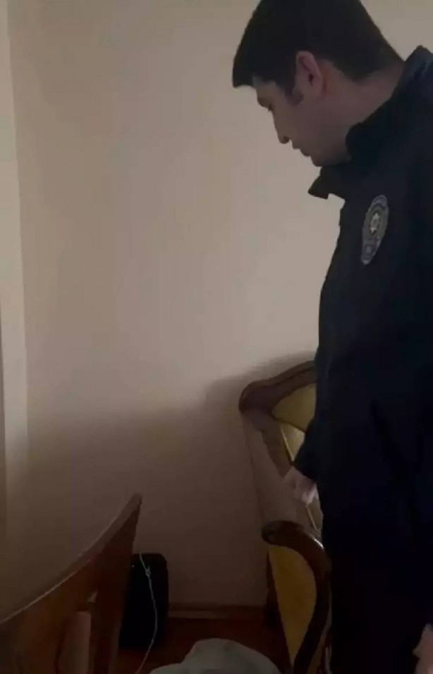 Foto - Böyle komşu düşman başına! Komşularını rahatsız etmek için eve öyle bir sistem kurdular ki… Yuh, vallahi de billahi de yuh