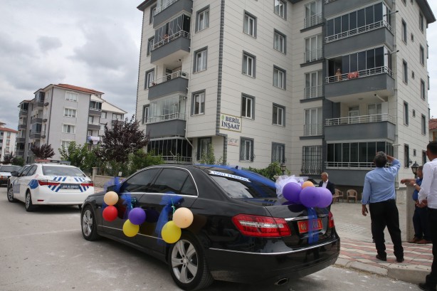 Foto - Böyle makam aracına can feda! Tokat Valisi Numan Hatipoğlu gönülleri fethetti
