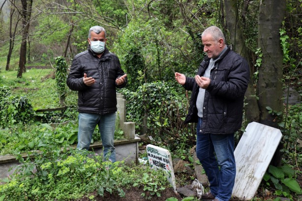 Foto - Böyle olay görülmedi! Mezarı çaldılar