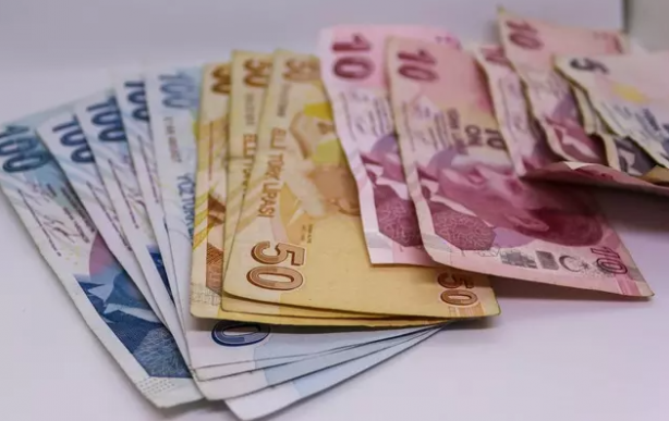 Foto - 'Böyle olmaması gerekirdi' diyen Cem Küçük'ten emekli maaşlarıyla beklenmedik 31 Mart uyarısı