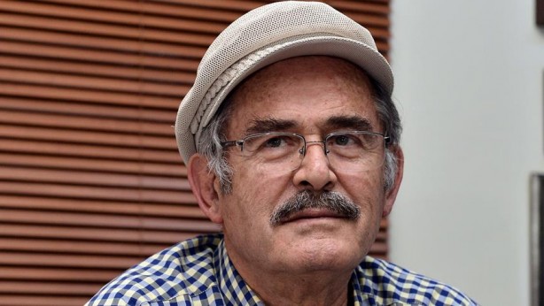 Foto - Böyle olur CHP’nin değişimi! 86'lık Yılmaz Büyükerşen'e yeni koltuk icat edildi