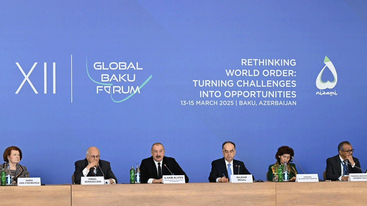 Foto - Böyle şerefsizlik olmaz! Azerbaycan lideri Aliyev, kalleşliği ifşa etti