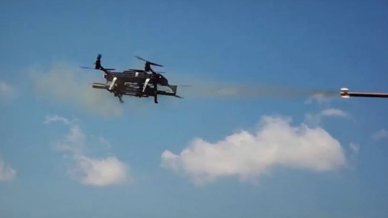 Foto - Türk kamuoyu alay ediyor ama onlar böyle servis ettiler:  Türkiye'yi titreten insansız hava aracı