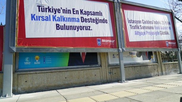 Foto - Böyle şeytanlığa az rastlanır! Mansur’dan AK Partili Altınok’a engelleme