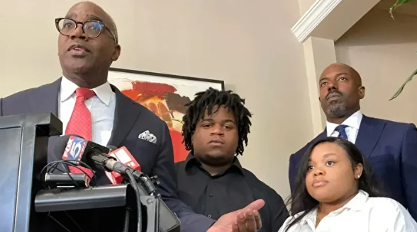 Foto - Böyle skandal görülmedi! Dünya bu olayı konuşuyor… Doktor doğum sırasında bebeğin kafasını kopardı