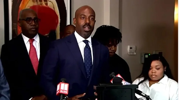 Foto - Böyle skandal görülmedi! Dünya bu olayı konuşuyor… Doktor doğum sırasında bebeğin kafasını kopardı