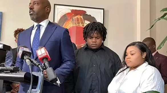 Foto - Böyle skandal görülmedi! Dünya bu olayı konuşuyor… Doktor doğum sırasında bebeğin kafasını kopardı