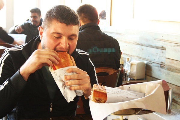 Foto - Böyle tost görülmedi! Müşterilere ilginç servis