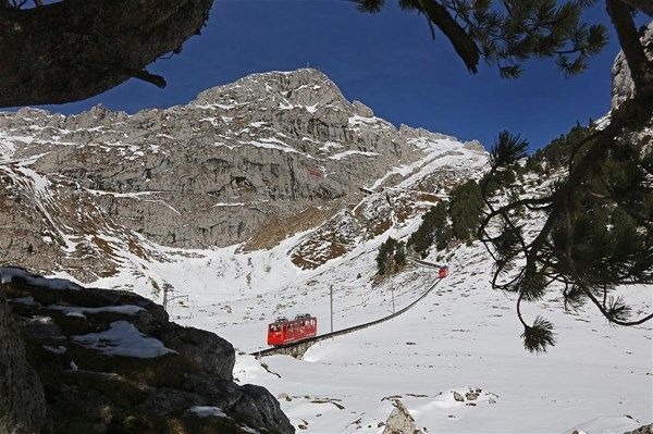 Foto - Böyle tren yolu gördünüz mü?