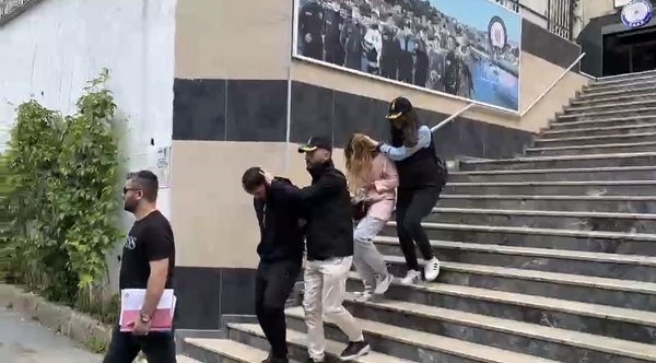 Foto - Böyle vicdansızlık olmaz! Hırsızlar yaşlı kadını böyle gasp etti