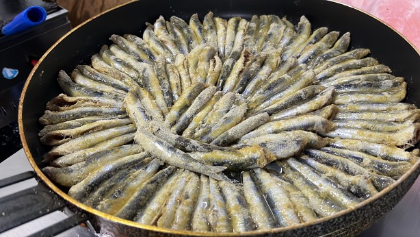 Böyle yapınca lezzetine doyum olmuyor! İşte balık pişirmenin püf noktaları