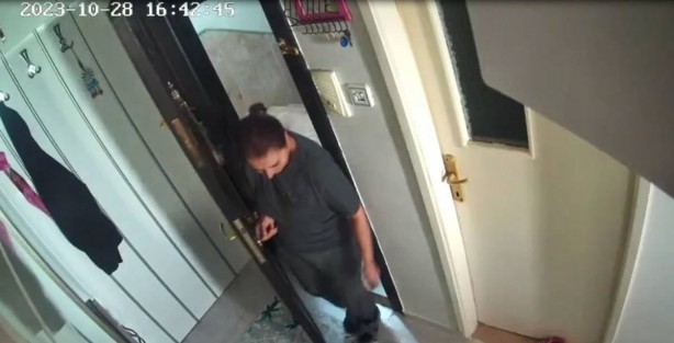 Foto - Böylesi, eldivenle bile sevilmez! Hakikaten büyük rezalet! Şu yaptığına bakın