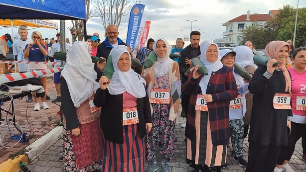 Foto - Böylesi görülmedi! Maratonu top mermileriyle koştular!