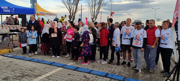 Foto - Böylesi görülmedi! Maratonu top mermileriyle koştular!