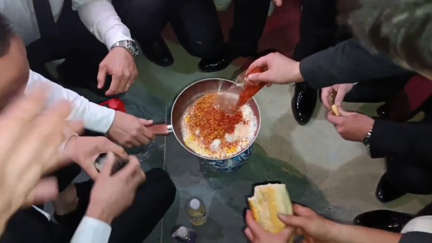 Foto - Böylesine az rastlanır! Düğünde akıllara zarar şakalar!