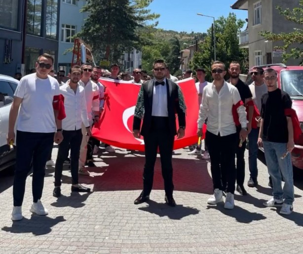 Foto - Böylesine az rastlanır! Düğünde akıllara zarar şakalar!