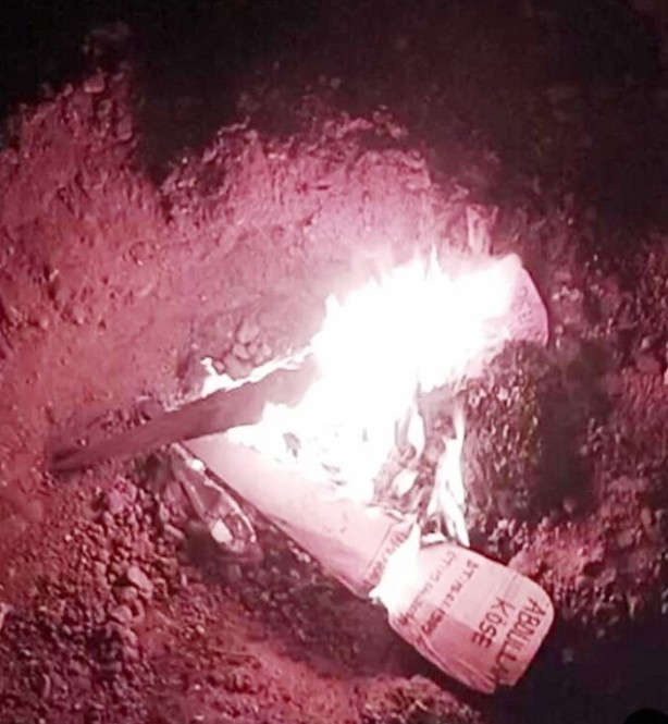 Foto - Böylesine az rastlanır! Mezarlıkta tüyler ürperten olay