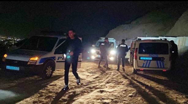 Foto - Böylesine az rastlanır! Mezarlıkta tüyler ürperten olay