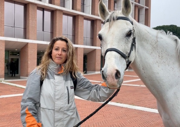 Foto - Böylesine az rastlanır | Patrona kızan kadın öyle bir şey yaptı ki…