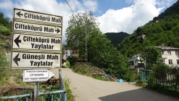 Foto - Böylesine zor rastlanır! Trabzon’da şaşkına çeviren tabela