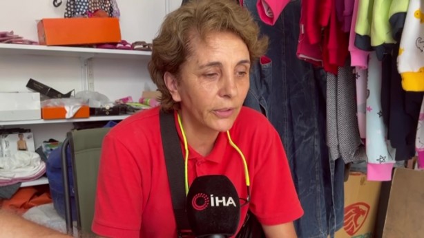 Foto - Boynuzlu gergedan böceğine gözü gibi bakıyor: 90 bin lira olduğu söyleniyor