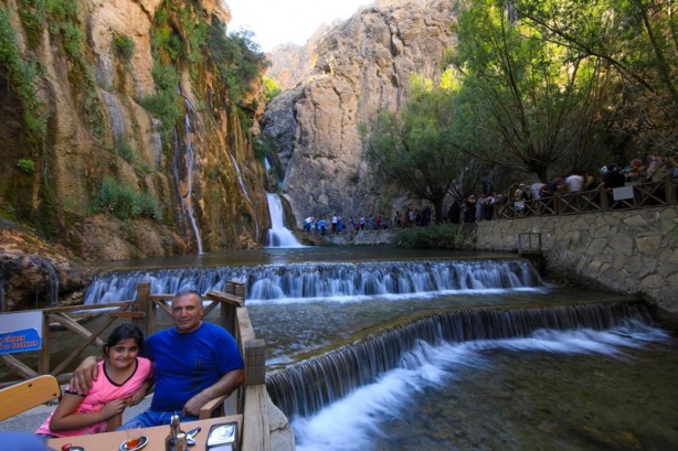Foto - Bozkırın "yeşil cenneti" ziyaretçilerini bekliyor