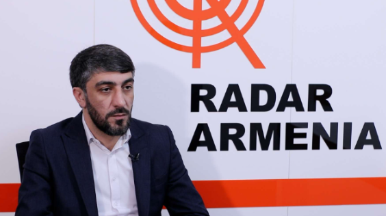 Foto - Bozkurt işareti yapan bu gizemli adam bakın kimmiş! Ortalık fena karıştı