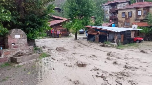 Foto - Bozmayın küçük eniştenin rahatını! Ankara selde, Mansur tatilde