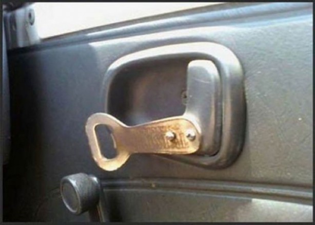 Foto - Bozuk eşyalara absürt çözümler