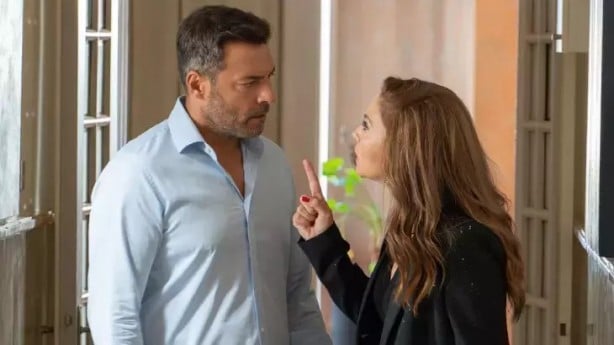 Foto - Bozuk saat doğruyu gösterdi! Ahlaksız sahneleriyle gündeme gelen Kızılcık Şerbeti'nde olay anlar