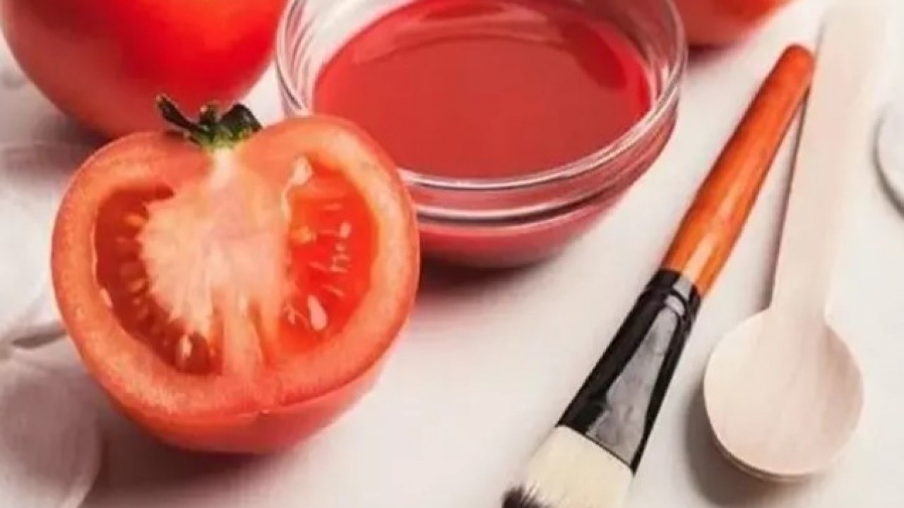 Foto - Bozulmuşu bile faydalı: Çürüyen domatesleri sakın çöpe atmayın!