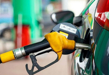 Foto - Brent petrol LPG, motorin, benzin! Akaryakıtta tabela! İndirim üstüne motorine zam geliyor: Akaryakıt istasyonlarında kuyruk oldu