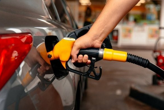 Foto - Brent petrol sert çakıldı! Akaryakıt: Benzine, mazota indirim, zam gelecek mi? İşte 4 Aralık 2023 güncel rakamlar