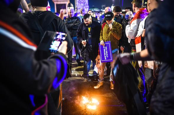 Foto - Brexit Avrupa'yı karıştırdı! Sokaklar savaş alanına döndü