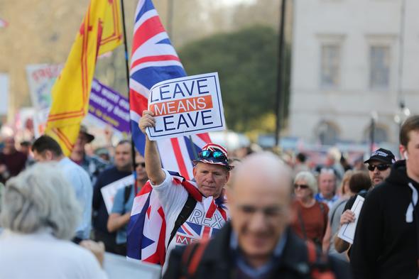 Foto - Brexit Avrupa'yı karıştırdı! Sokaklar savaş alanına döndü