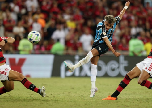 Foto - Brezilya'dan bomba iddia! Galatasaray'a Sambacı yıldız geliyor