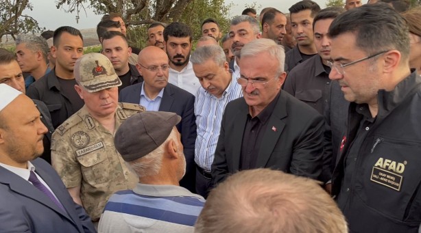 Foto - Bu acıya yürek dayanmaz! Mardin’deki yangında hayatını kaybeden 8 kişi defnedildi