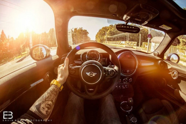 Foto - Bu adamın yerinde olmak isteyeceksiniz! Çünkü...