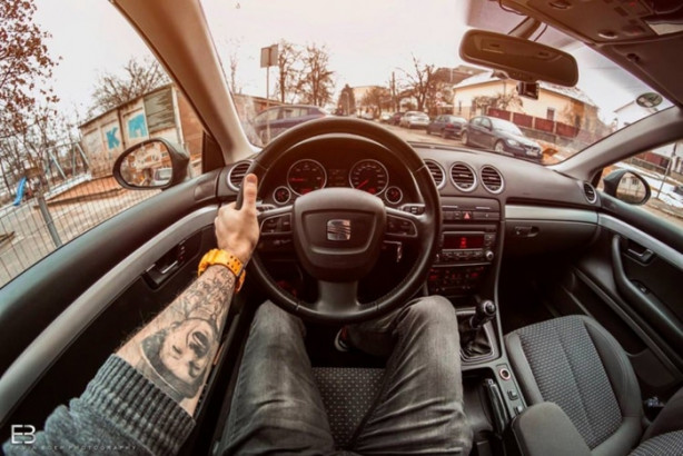 Foto - Bu adamın yerinde olmak isteyeceksiniz! Çünkü...